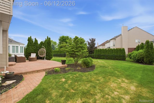 18890 Midway Drive, Macomb Township, MI 48044