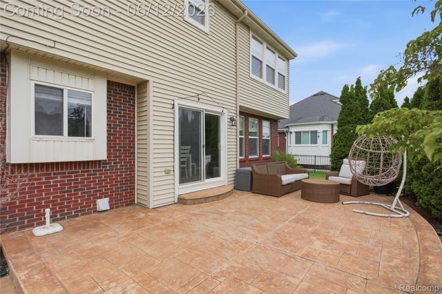 18890 Midway Drive, Macomb Township, MI 48044