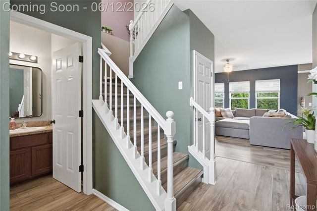 18890 Midway Drive, Macomb Township, MI 48044