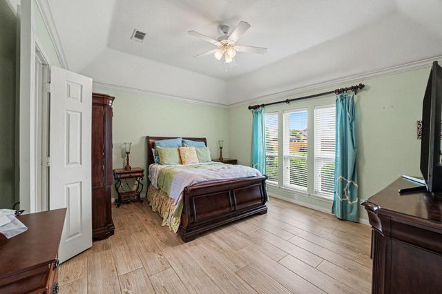 6803 Middlefield Drive, Pasadena, TX 77505