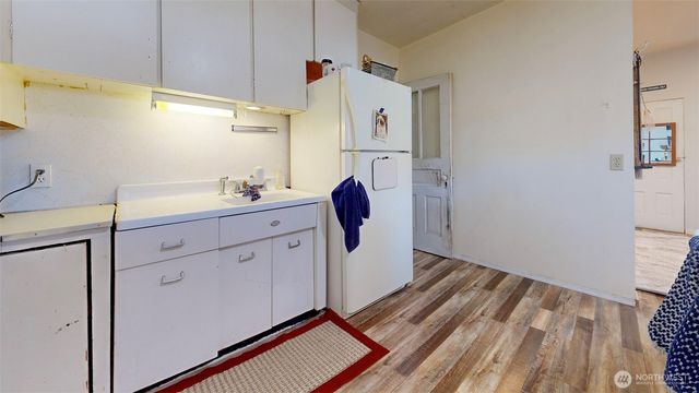 502 Tucannon Street, Starbuck, WA 99359