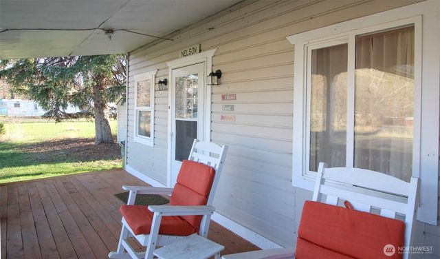 502 Tucannon Street, Starbuck, WA 99359