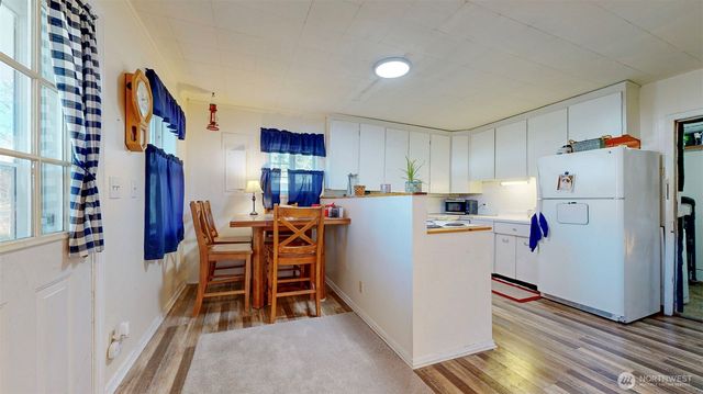 502 Tucannon Street, Starbuck, WA 99359