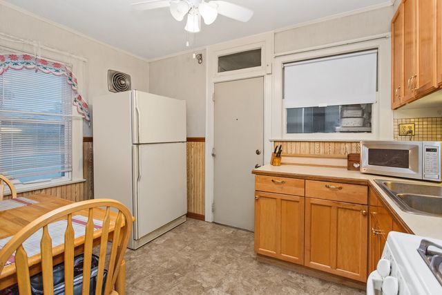 3872 N Ottawa Avenue, Chicago, IL 60634