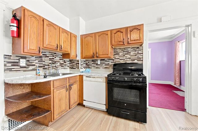 11753 Moran Street, Hamtramck, MI 48212