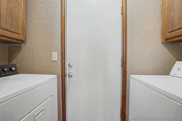 2973 W 112th Place S, Jenks, OK 74037