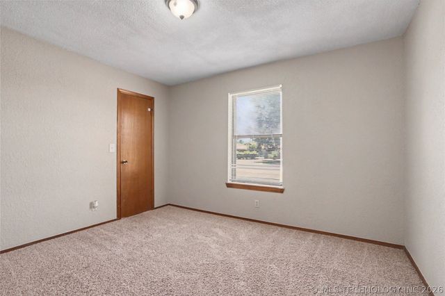 2973 W 112th Place S, Jenks, OK 74037