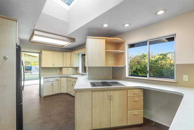 216 NW 115th Street, Seattle, WA 98177