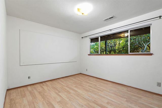 216 NW 115th Street, Seattle, WA 98177