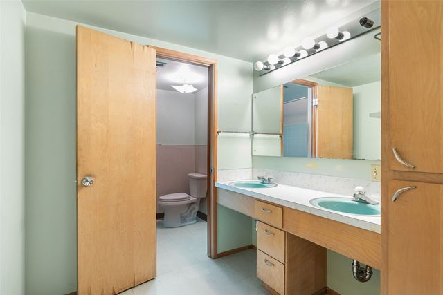 216 NW 115th Street, Seattle, WA 98177