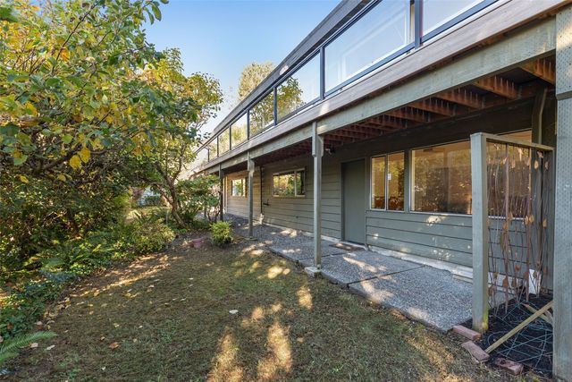 216 NW 115th Street, Seattle, WA 98177