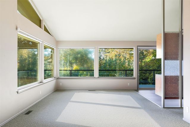 216 NW 115th Street, Seattle, WA 98177