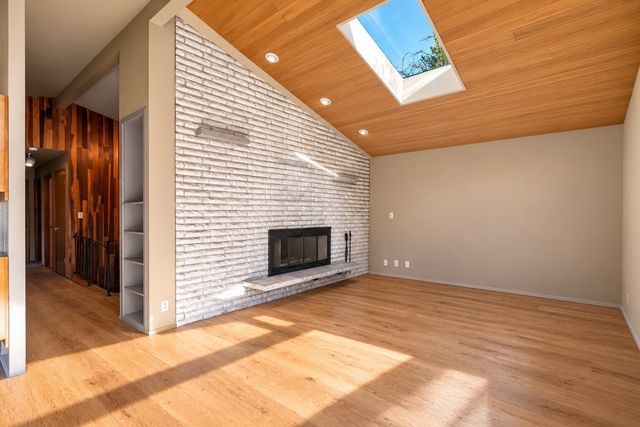 216 NW 115th Street, Seattle, WA 98177