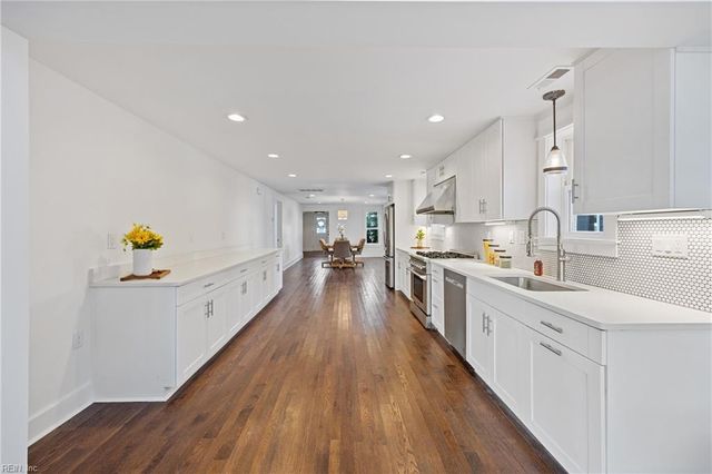 1135 Little Bay AVE, Norfolk, VA 23503