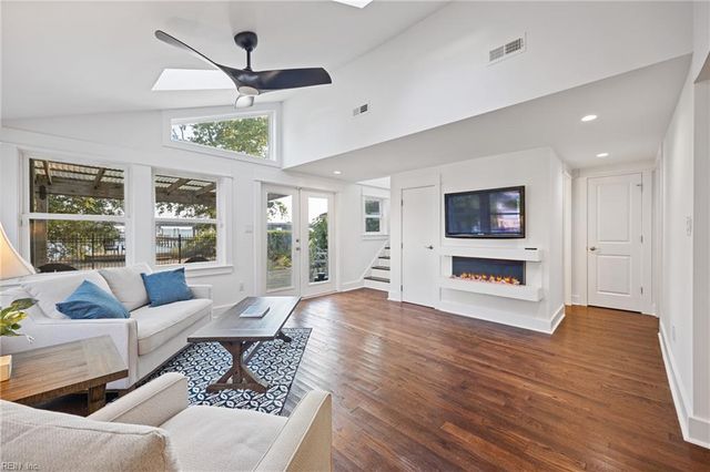 1135 Little Bay AVE, Norfolk, VA 23503