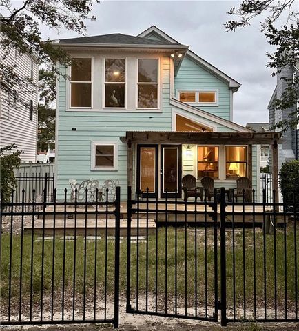 1135 Little Bay AVE, Norfolk, VA 23503