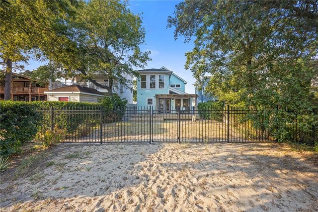 1135 Little Bay AVE, Norfolk, VA 23503