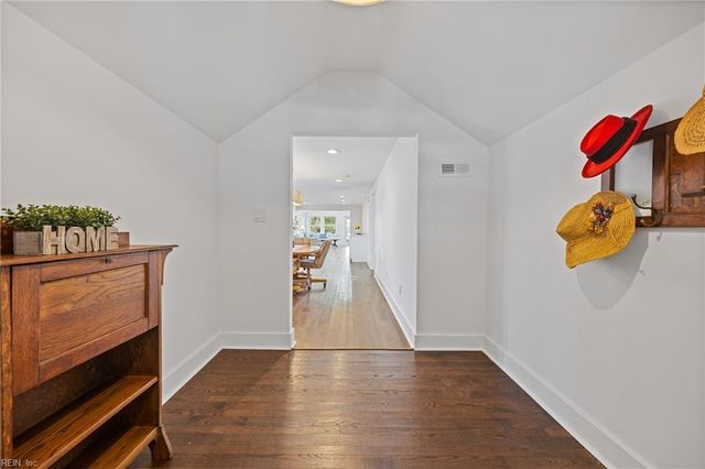 1135 Little Bay AVE, Norfolk, VA 23503