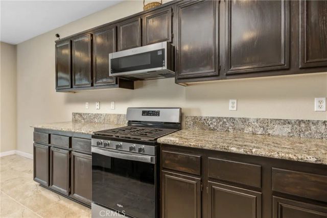 7101 Lemon Grass Avenue, Eastvale, CA 92880