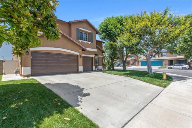 7101 Lemon Grass Avenue, Eastvale, CA 92880