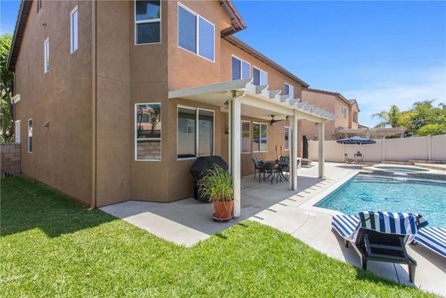 7101 Lemon Grass Avenue, Eastvale, CA 92880