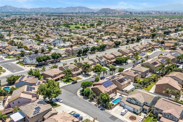 7101 Lemon Grass Avenue, Eastvale, CA 92880