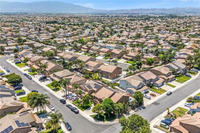 7101 Lemon Grass Avenue, Eastvale, CA 92880
