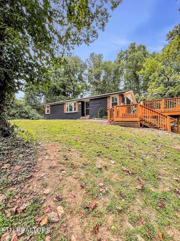 150 Yarnell Rd, Clinton, TN 37716