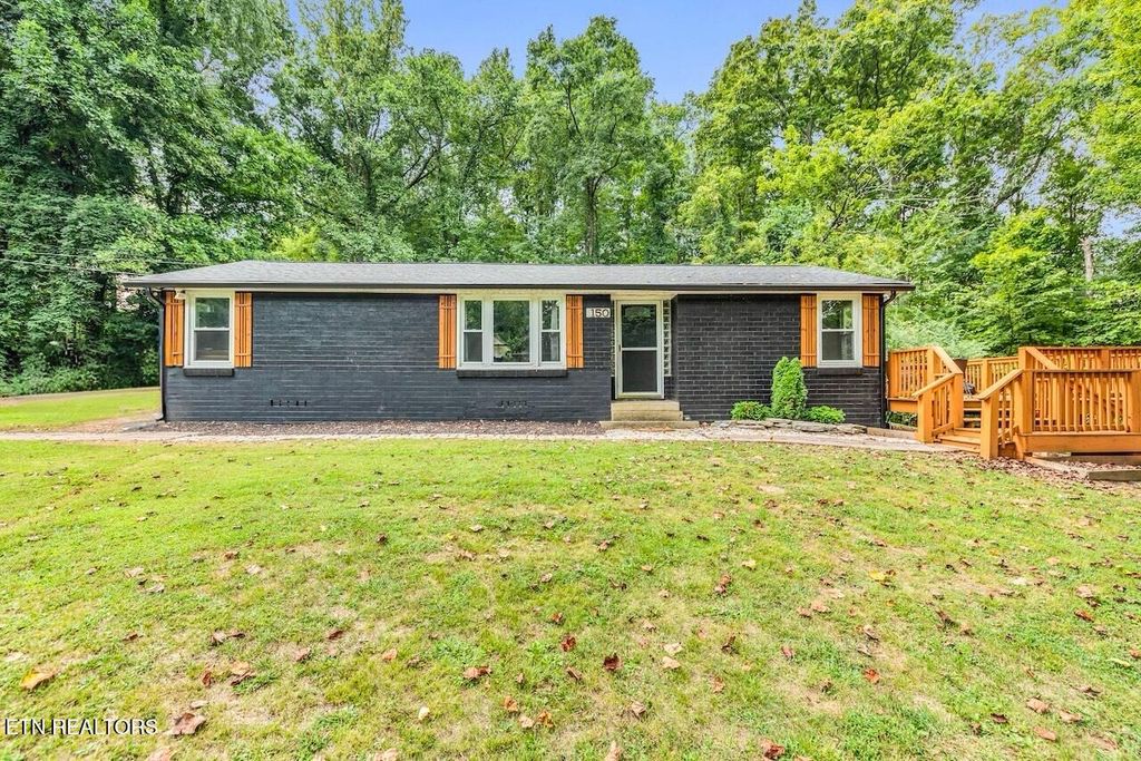 150 Yarnell Rd, Clinton, TN 37716