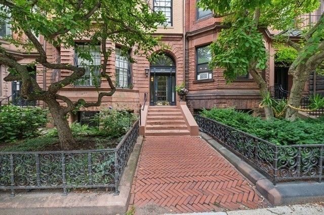 233 Commonwealth Ave 1, Boston, MA 02116