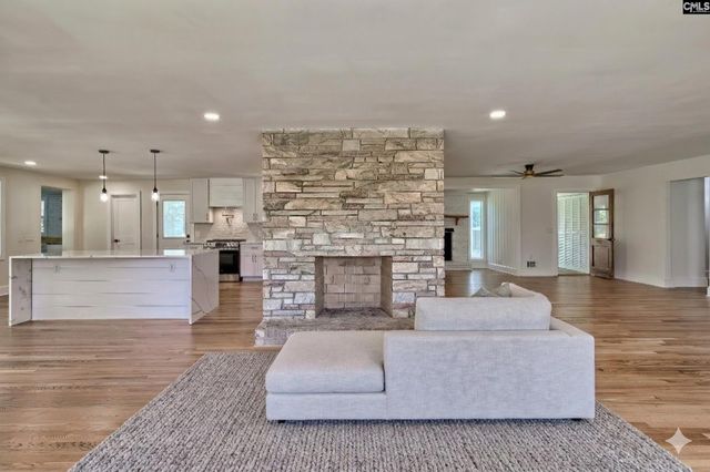 900 M Avenue, Cayce, SC 29033