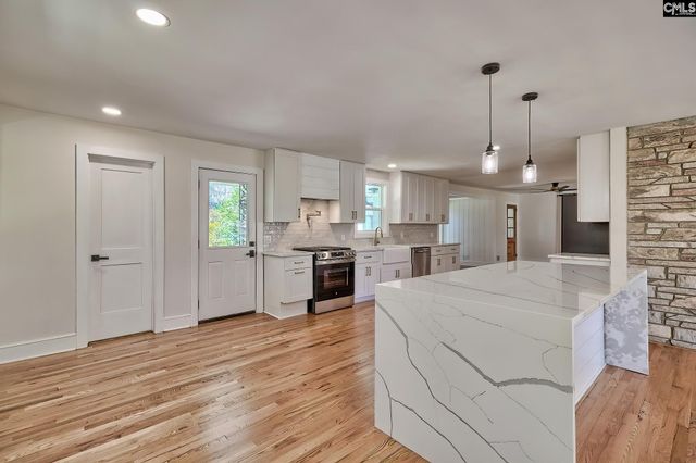 900 M Avenue, Cayce, SC 29033