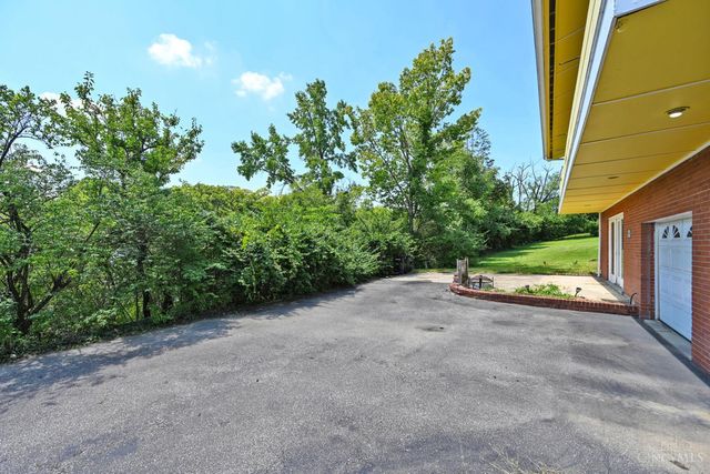 2883 West Tower Avenue, Cincinnati, OH 45238