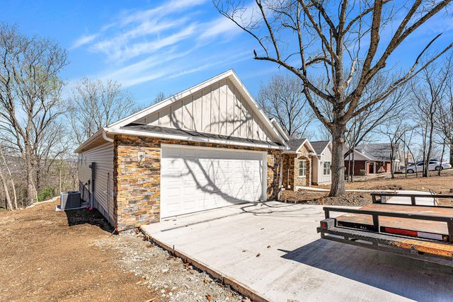 1690 Skyview Drive, Branson, MO 65616