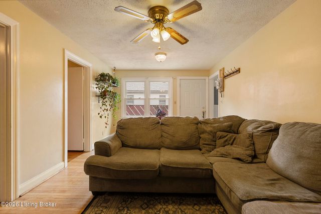 2634 Lindsay Ave, Louisville, KY 40206