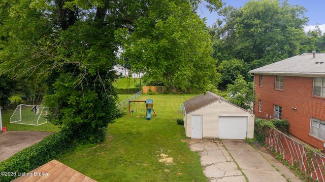 2634 Lindsay Ave, Louisville, KY 40206