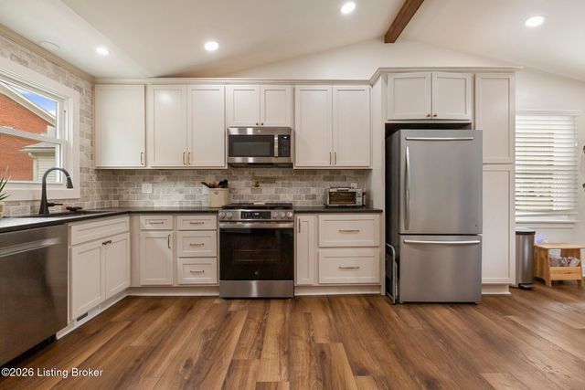 2634 Lindsay Ave, Louisville, KY 40206