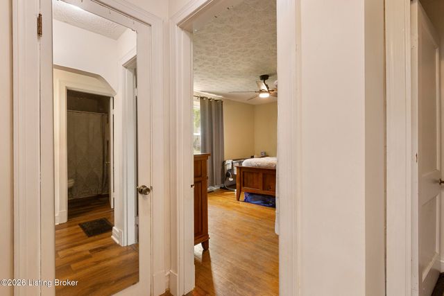 2634 Lindsay Ave, Louisville, KY 40206