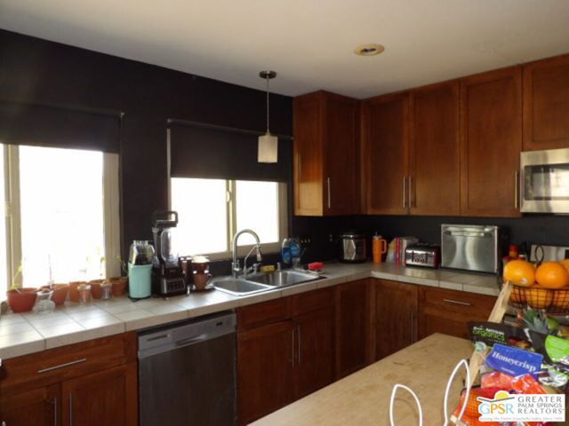 49017 Hibiscus Drive, Morongo Valley, CA 92256