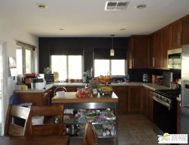 49017 Hibiscus Drive, Morongo Valley, CA 92256