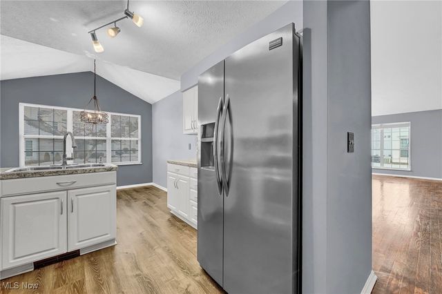 23411 Grist Mill Court 2, Olmsted Falls, OH 44138