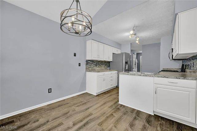 23411 Grist Mill Court 2, Olmsted Falls, OH 44138