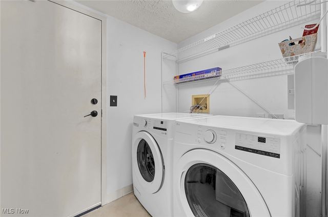 23411 Grist Mill Court 2, Olmsted Falls, OH 44138