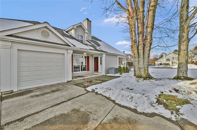 23411 Grist Mill Court 2, Olmsted Falls, OH 44138