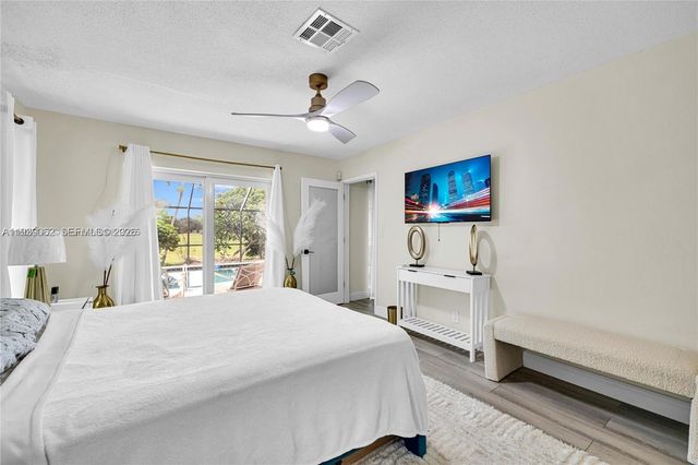 5706 Guava Dr, Tamarac, FL 33319