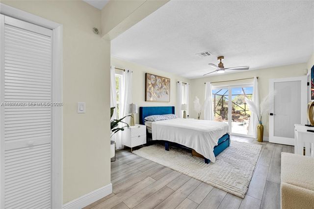 5706 Guava Dr, Tamarac, FL 33319