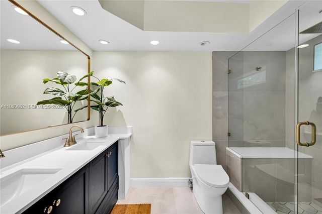 5706 Guava Dr, Tamarac, FL 33319