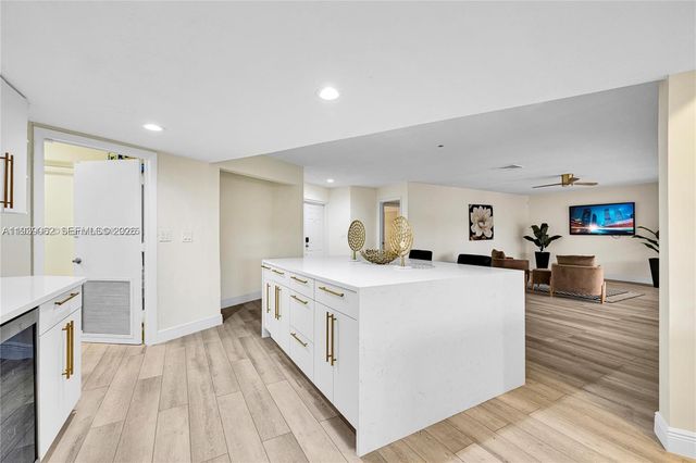 5706 Guava Dr, Tamarac, FL 33319