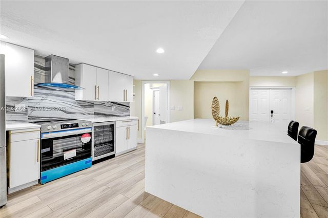 5706 Guava Dr, Tamarac, FL 33319