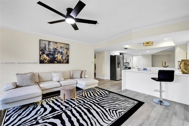 5706 Guava Dr, Tamarac, FL 33319